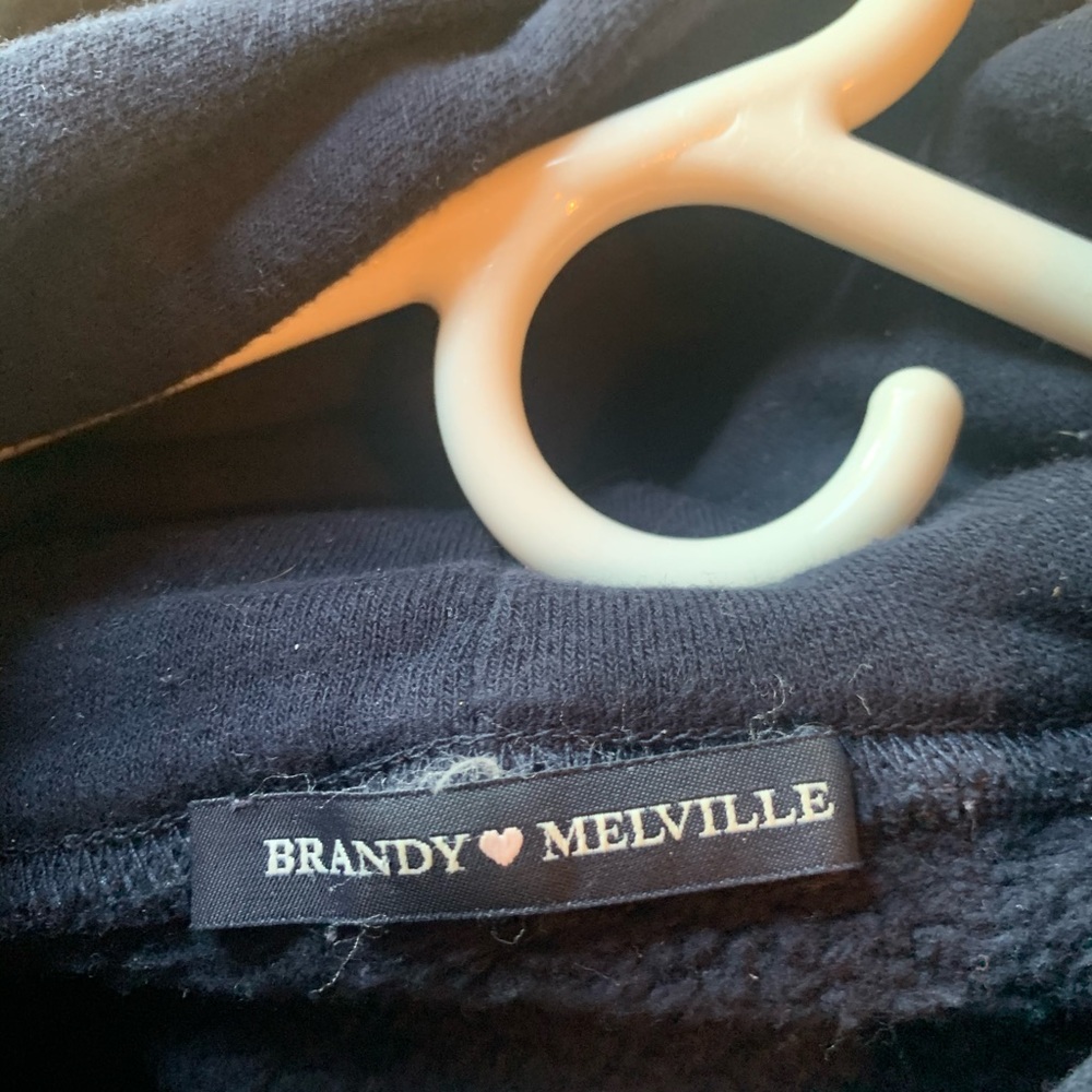 brandy melville sweatshirt